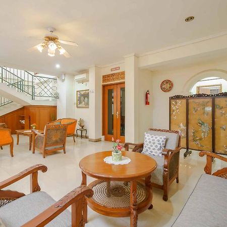 Reddoorz Plus Near Kemang Raya Jakarta Exteriér fotografie