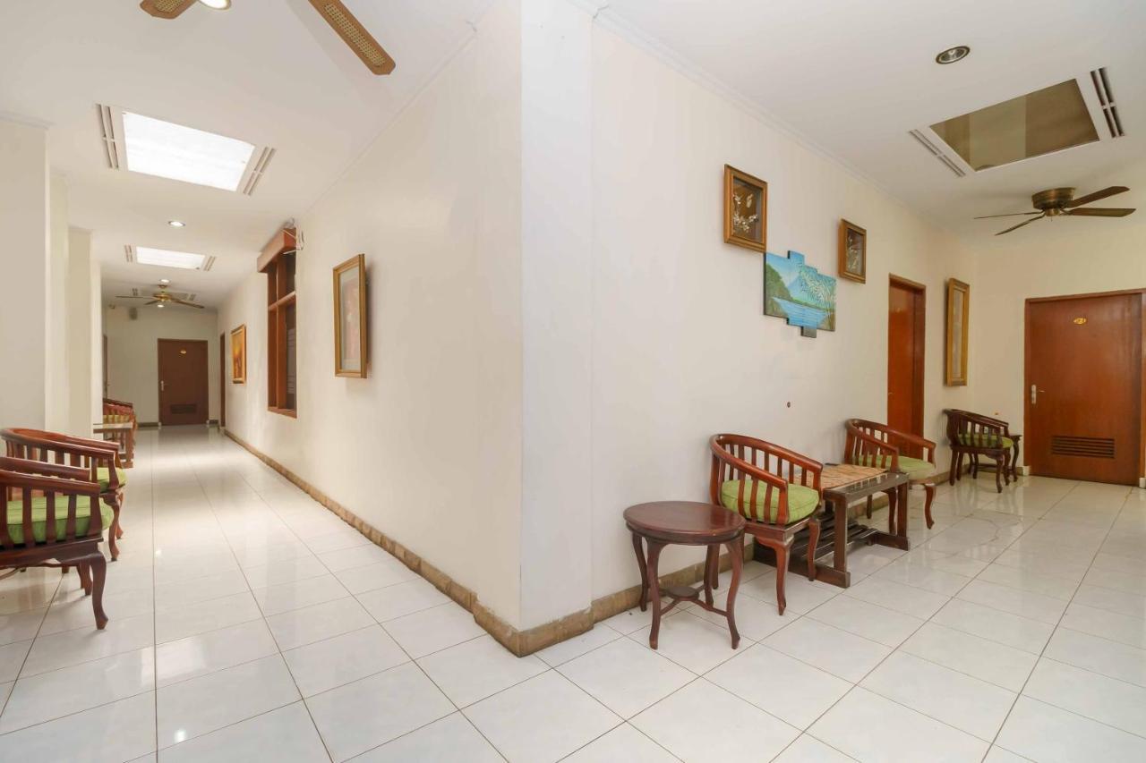 Reddoorz Plus Near Kemang Raya Jakarta Exteriér fotografie