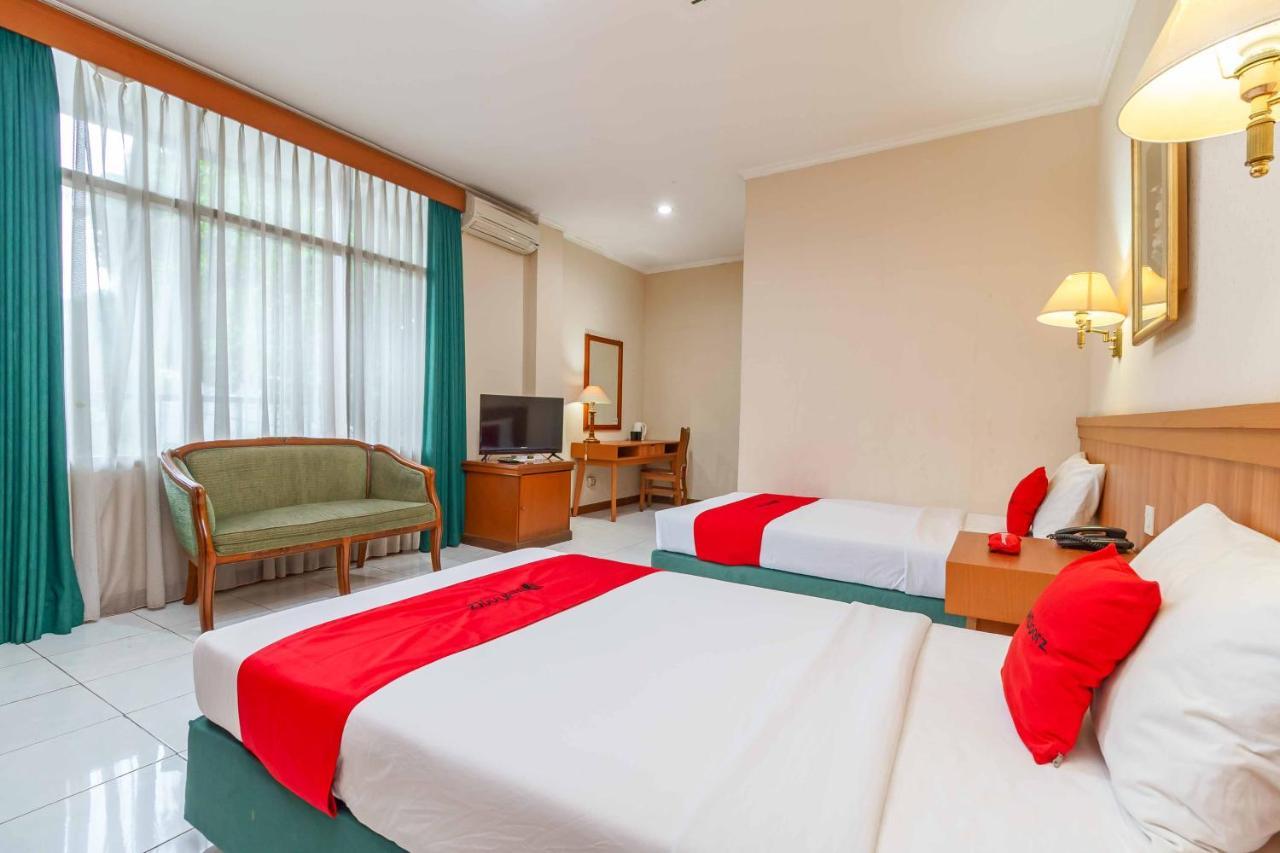 Reddoorz Plus Near Kemang Raya Jakarta Exteriér fotografie