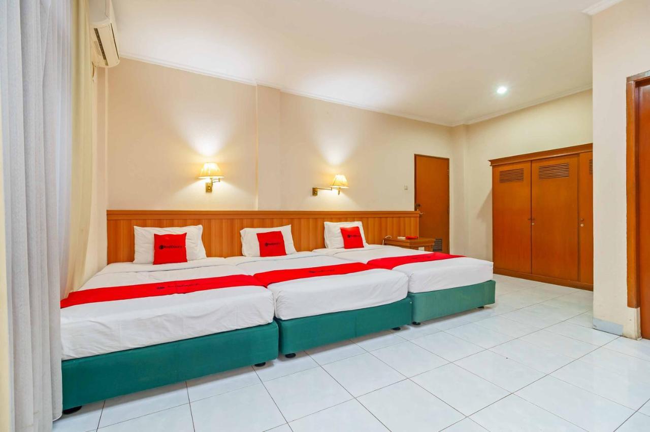 Reddoorz Plus Near Kemang Raya Jakarta Exteriér fotografie