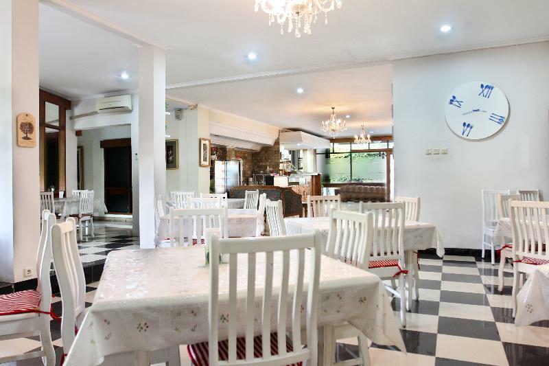 Reddoorz Plus Near Kemang Raya Jakarta Exteriér fotografie