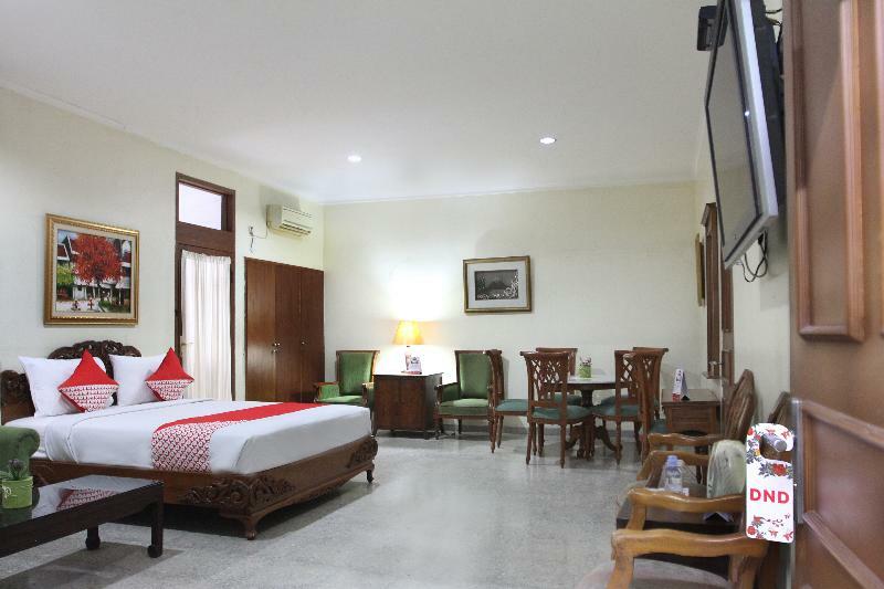 Reddoorz Plus Near Kemang Raya Jakarta Exteriér fotografie